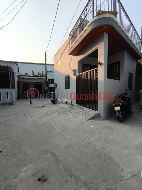 ► Corner house at Trung Nu Vuong Street, very spacious yard, ~50m2, 2 new floors, 3 bedrooms, fully furnished, 3.9x billion VND _0
