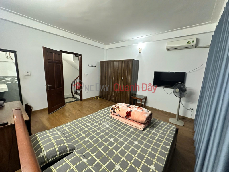 đ 7.85 Billion Urgent sale of a townhouse in Tran Cung, Bac Tu Liem, Hanoi. 30m², 5 floors, 4.5m frontage, only 7.85 billion VND.