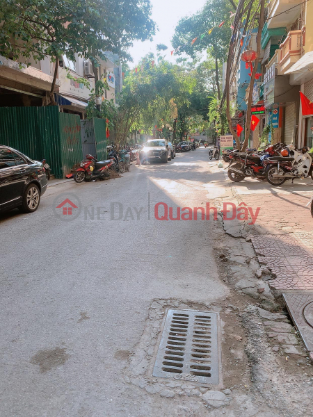 House for sale on Nguyen Khanh Toan, Cau Giay, Corner lot for cars, 75m2 x 4 floors, 14 billion Sales Listings