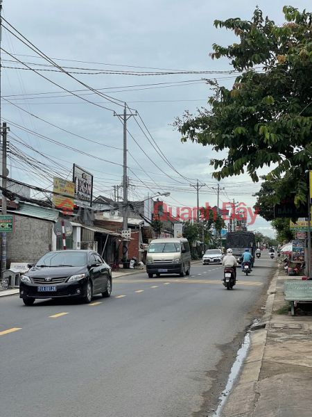 BEAUTIFUL HOUSE - GOOD PRICE - Owner Needs to Sell House Facing Business Highway 57 (opposite Mo Cay Nam bus station) Vietnam, Sales | đ 11 Billion