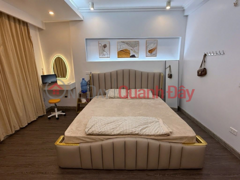 Nhà 5T Ngọc Lâm dân xây, ngõ rộng, gần phố chỉ hơn 9 tỷ còn tl. _0