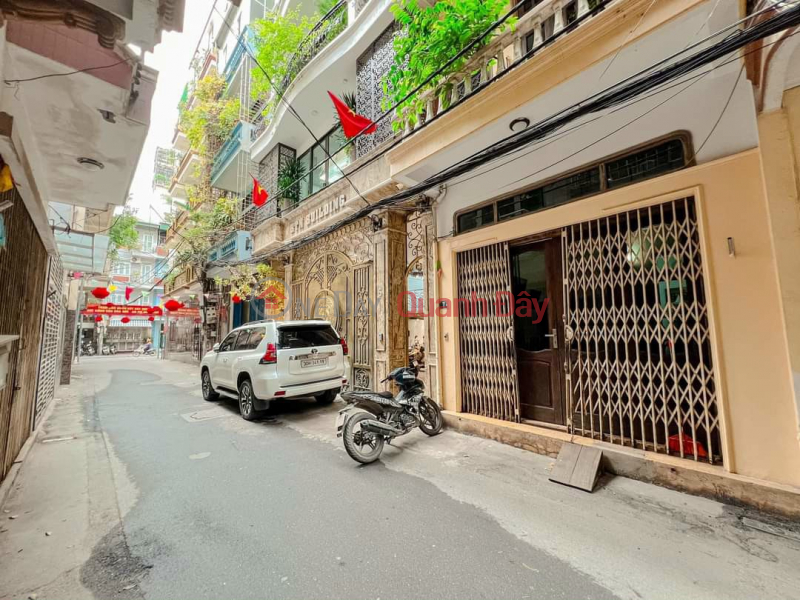 The car alley avoids Le Trong Tan Thanh Xuan Street by 60m. 4 floors. Frontage 5.2m. 16.8 billion Sales Listings