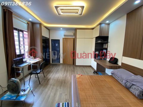Superb property near Hoang Quoc Viet, 52m², 6 floors, elevator, wide alley, close to the main street, 16 billion VND (negotiable) _0