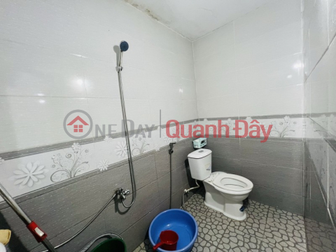 ► Front house on Dang Van Ngu street, 7.5m wide, near Cam Le market, 3 open sides, for business, 100m2, old C4, 5.x billion _0