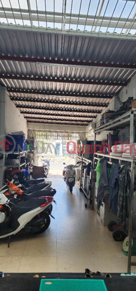 Property Search Vietnam | OneDay | Residential, Sales Listings Private house in front of area 100m2, Ly Chieu Hoang, Right Binh Phu, District 6. Horizontal 3.9x26m. 4 floors (5 bedrooms),just a little bit