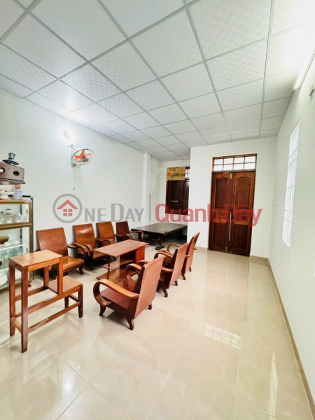 Nhà Đẹp 2 mặt tiền đường 7m Nguyễn Quyền, Vĩnh Hải, Nha Trang | Việt Nam, Bán đ 3,25 tỷ