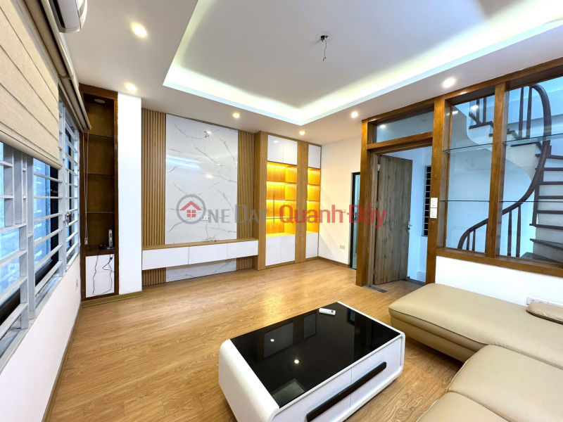 Beautiful house near Ha Yen Quyet Auto, Nguyen Khang 35m 5 floors, only over 8 billion Sales Listings