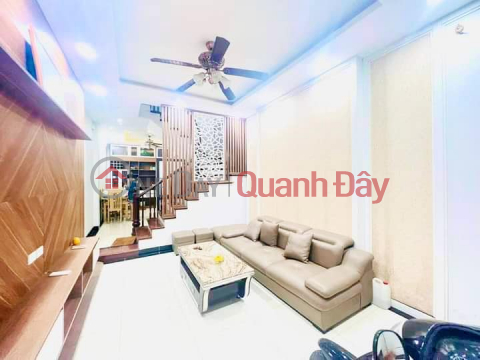 NHÀ ĐẸP ĐÓN TẾT 5 TẦNG DT 40M2 3 PHÒNG NGỦ 2 MẶT THOÁNG VĨNH VIỄN TRƯỚC SAU GIÁ HƠN 4 TỶ 10M RA MẶT PHỐ QUẬN _0