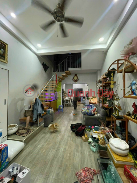 Extremely Hot!Selling house on MT Ho Hoa floor, near UB Ward, Tan Phong only 4ty3 Sales Listings