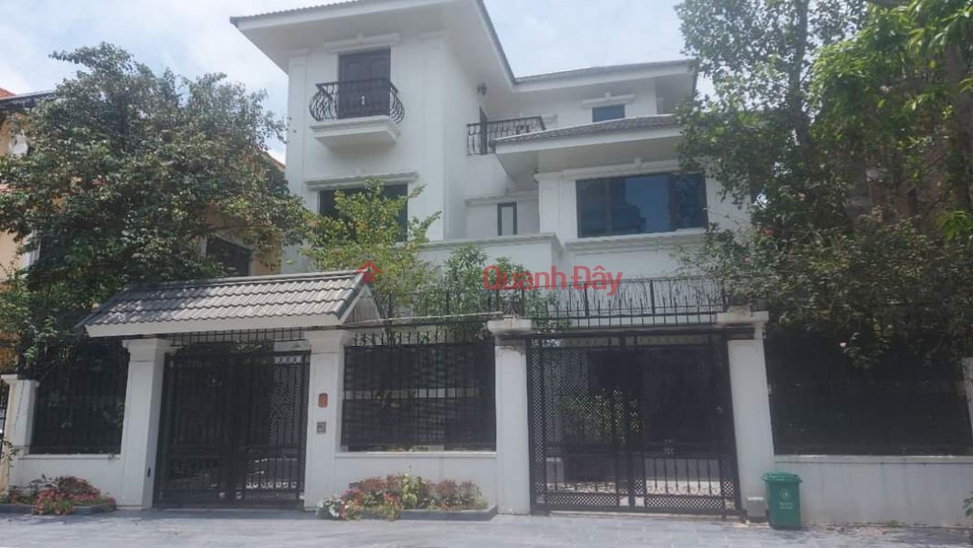 Classy villa with flower garden and garden of Phuong Hoai Duc 314m 3t only 24 billion VND Sales Listings