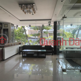 ► Close to Ong Ich Khiem street, car parking, 7 floors, elevator, 18 sales offices, 8.x billion _0