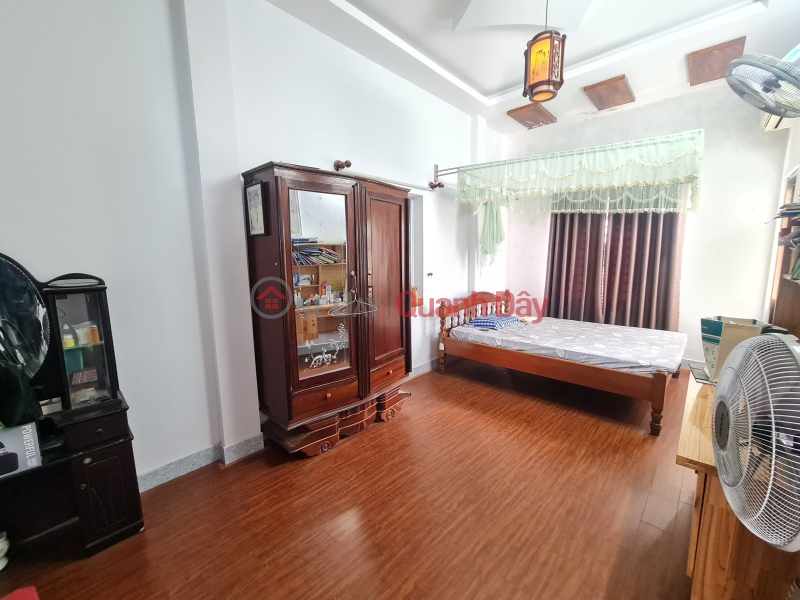 Corner house for sale, 3 frontages, Nam Viet A, 7.5m road, 7-8 rooms, near the sea Sales Listings
