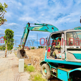 I am the owner and need to sell 2 plots of land opposite 2 Phu Ha Apartment Buildings. _0