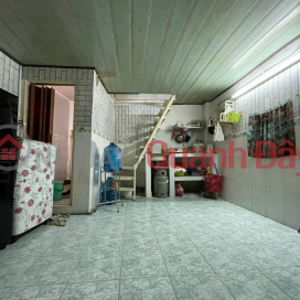 House in Nguyen Xi car alley, Binh Thanh, 70m2, 3 bedrooms for rent only 8 million _0