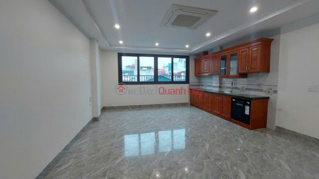 Property Search Vietnam | OneDay | Residential, Sales Listings, NEW CORNER HOUSE - HO TUNG MAU STREET - CONNECTING ALLEY - PRIME LOCATION FOR BUSINESS - ELEVATOR - 5 METERS FROM THE MAIN STREET