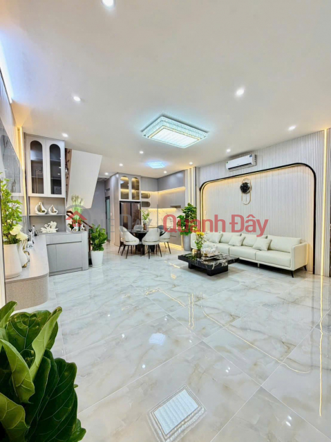 House in a car-accessible alley on Huynh Tan Phat street, right near Phu Xuan bridge, 5.5m wide, priced at just over 6 billion VND. _0