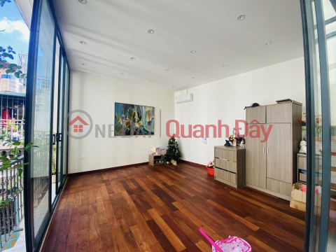 House for sale on Nguyen Thai Hoc, 54m2, 4 floors, 11m frontage, 13.3 billion, spacious, new and beautiful _0