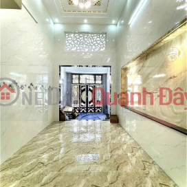 Beautiful wide alley house on Pham Van Dong street 46m2 x 4m x 3 floors only 3.65 billion VND _0
