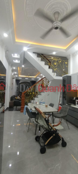 BEAUTIFUL CHEAP HOUSE, PRIVATE PINK BOOK, HIGH QUALITY INTERIOR, Area NGAN, 4 LONG, 17, four floors, PRICE ONLY 5.55 BILLION | Vietnam Sales | đ 5.55 Billion