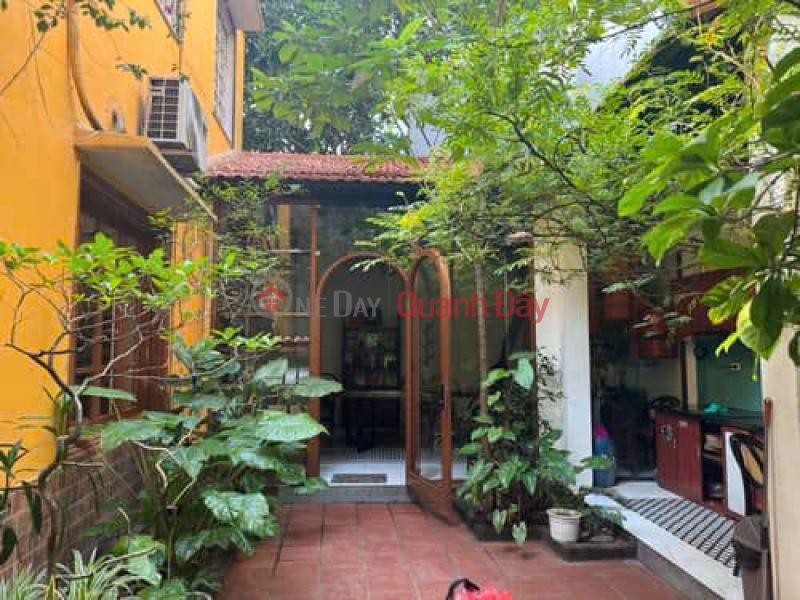 đ 48 Billion | RARE OPPORTUNITY! 266 MILLION VND FOR A HOUSE IN ALLEY 173 HOANG HOA THAM, 180M², 3 FLOORS, 12M FRONTAGE, HUGE AREA, PRICE 48 BILLION VND. 0878168006