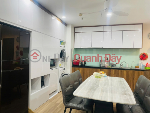 House for sale on Tran Hung Dao, 45m2, 5 floors, 4m frontage, 14.9 billion, top business _0