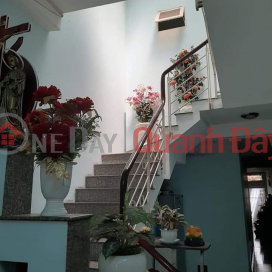 House for sale in HXT Cach Mang Thang Tam, District 10, 80m2, only 9 billion TL. _0