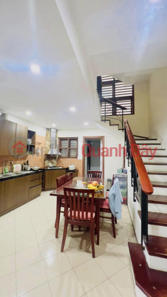 Property Search Vietnam | OneDay | Residential, Sales Listings | Doi Nhan - 90m2 x 16.5 billion - car located in the house - 2 open spaces - subdivided car lot - beautiful house - light rear windows