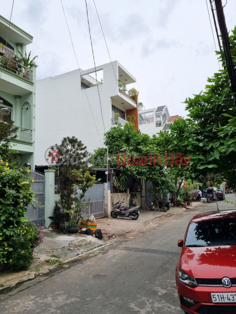 10m wide house right on Hoang Ngoc Phach street, 12m asphalt road _0