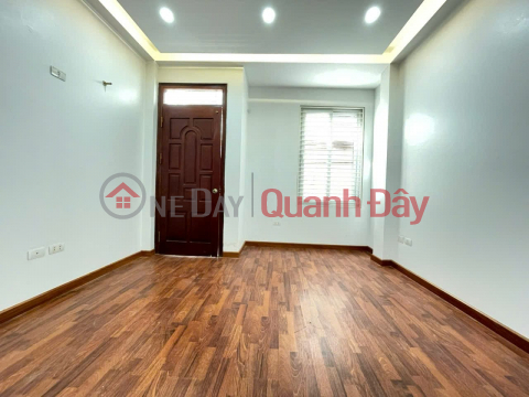 Cực hiếm! Bán nhà Nguyễn Đình Chiểu, 44m2, 6 tầng thang máy, mặt tiền 3.8m, chỉ 12.3 tỉ, KD online _0