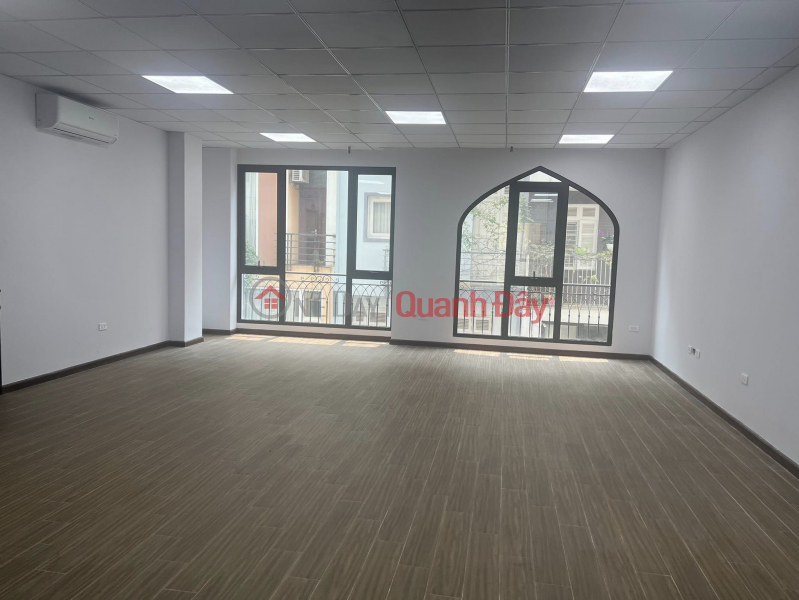 Property Search Vietnam | OneDay | Residential | Rental Listings | House for rent Huynh Thuc Khang, area 100m2 5 floors, MT 4m. Cars avoid, business is busy. Only 15 million\\/month