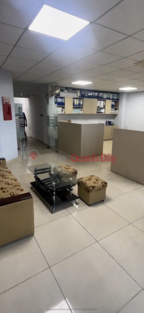 Office Floor for Rent 61m2 on Cau Giay District street, price only 10 million\/month, fully furnished, airy, with fire alarm system _0