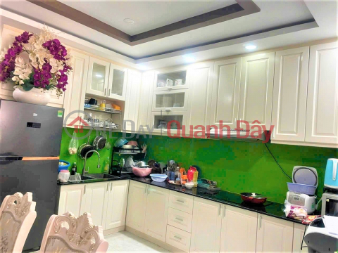 House for sale on Nguyen Duy Duong, District 10, 4x15, close to the frontage, 3 floors, only 5.3 billion. _0