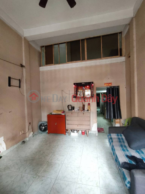 Bán Căn Hộ Vị Trí Vàng - Trung Tâm Quận 5, 70m2 Giá Ưu Đãi Chỉ 3.65 Tỷ _0