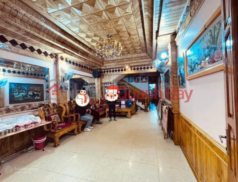 Hotel for sale in Sapa center - Cheap price. _0