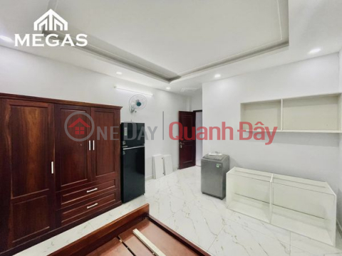 Fully furnished Studio Apartment right at Lac Long Quan at a very preferential price _0