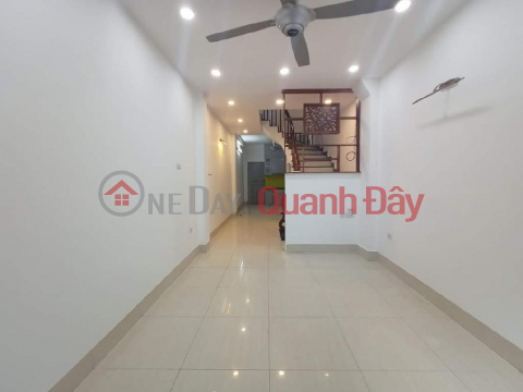 NHÀ ĐẸP CHIẾN THẮNG -LA KHÊ -HÀ ĐÔNG NHÀ ĐẸP,NGÕ SACH.DT:42M.GIÁ 6,8 TỶ _0