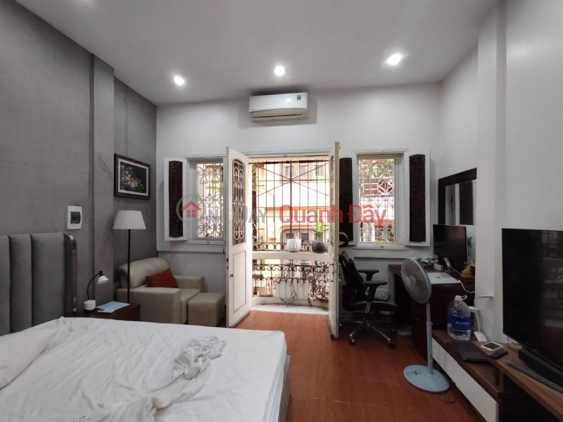 Property Search Vietnam | OneDay | Residential Sales Listings, House for sale on Han Thuyen, 48m2, 5 floors, 5.2m frontage, 12.3 billion, airy, elevator waiting area