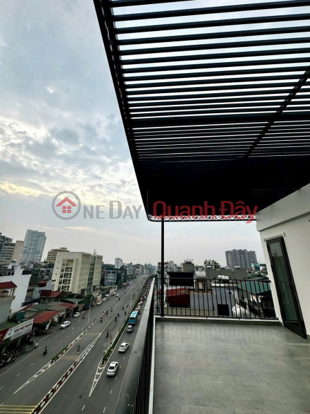 Nguyen Van Cu street frontage, Long Bien, soccer sidewalk, 6 floors, impressive frontage, 1 alley side, good for both business and living Vietnam, Sales đ 2 Billion