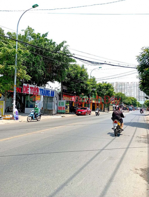 Land - 300 m2 (10x30) frontage of Phu Nhuan residential area, villa area near the river -9.7 billion _0