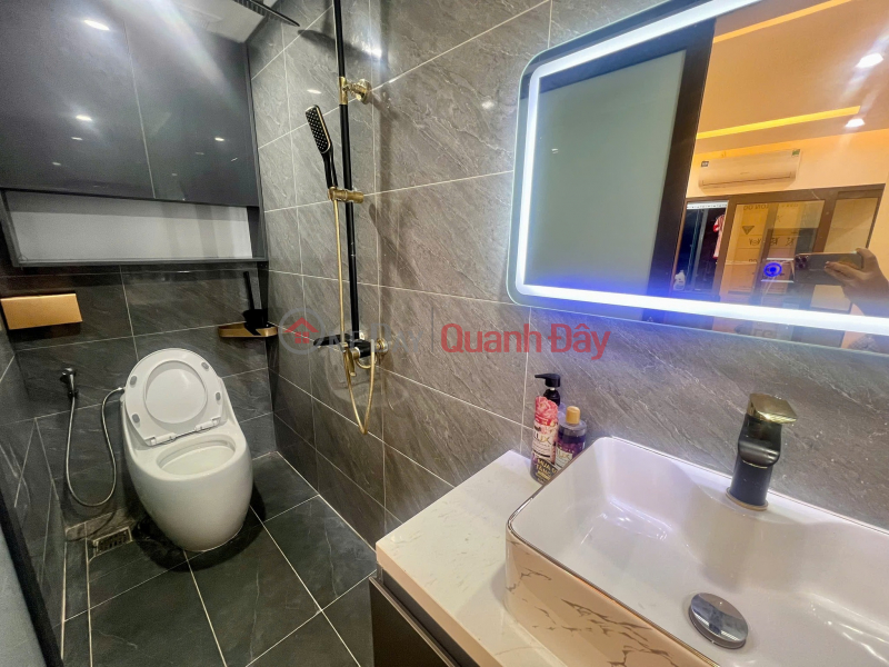 đ 8,6 tỷ Siêu đẹp chung cư 198 Nguyễn Tuân, 90m 3PN, Nội thất 5 sao, chỉ 8.6 tỷ