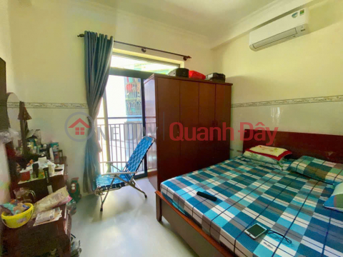 New price: 6 billion TAN BINH CENTER - 300M FROM PHAM VAN HAI MARKET - 4-STOREY REINFORCED HOUSE - NICE BOOK _0