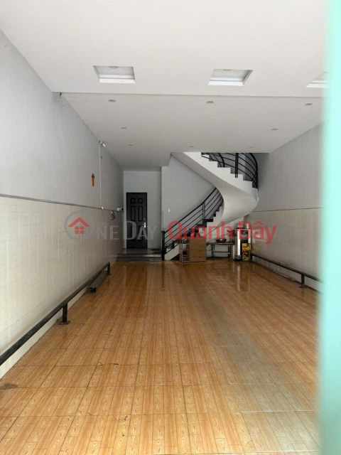 Selling hotel in Buu Long residential area, currently rented for nearly 40 million\/month, only 5.7 billion _0