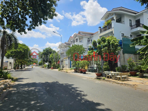 Chính Chủ Bán Mặt Tiền 20, P.Phước Long B, Q.9. DT: (8 x 20m),Chỉ 19 tỷ 500 Triệu, Tell: O911.16O.692 _0