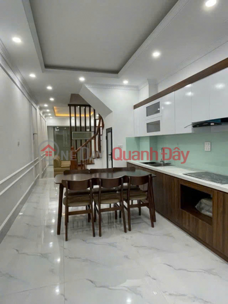 đ 7.9 Billion, BEAUTIFUL HOUSE IN LOT - CAR PARKING ON NGOC THUY STREET - LONG BIEN, 43 SQM, 5 FLOORS, 3.5M FRONTAGE, 7.9 BILLION.