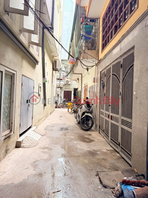 Bán nhà riêng Giáp Nhị, Hoàng Mai dưới 6.3 tỷ. 35m2 x 5T Ngõ nông ô tô gần _0