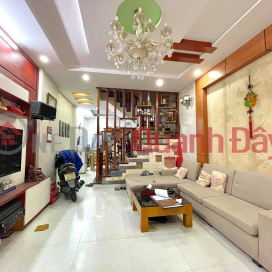 HOUSE FOR SALE KIM MA BA DINH - NEAR STREET - NEAR LAKE - NEAR PARK 15M AVOID CAR - 63M\/4T - PRICE 8 BILLION 5 _0