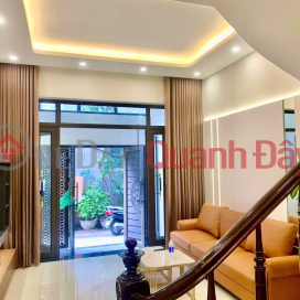 BEAUTIFUL FULL FURNISHED HOUSE - NEAR MANY UNIVERSITIES Brand new beautiful house _0