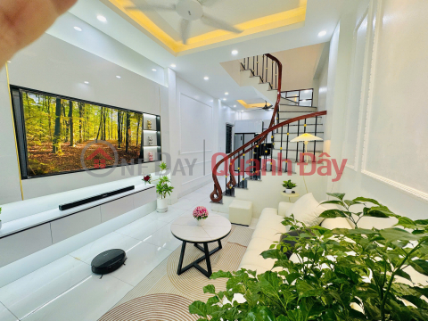 Beautiful house, corner house, near stroke hospital, wide and airy car alley, price 2.x billion, negotiable _0