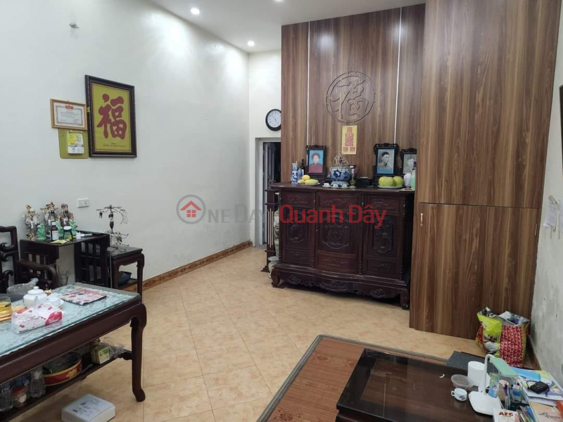 The owner sells the house on Tran Thai Tong Street in the center of Cau Giay District. Sales Listings