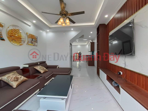 BEAUTIFUL HOUSE FOR SALE IN DONG NGOC - BAC TU LIEM DISTRICT - CONSTRUCTION PEOPLE - NEAR MARKET - Area 34M2, MT5m, 5 FLOORS - PRICE OVER 4 BILLION _0